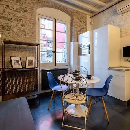 Diamante Nel Porto * 제노바
